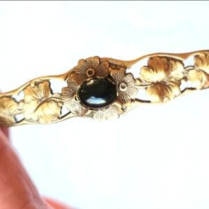 Art Nouveau Black Onyx Caboshon Stone Brass Repousse Bar Pin Broocn